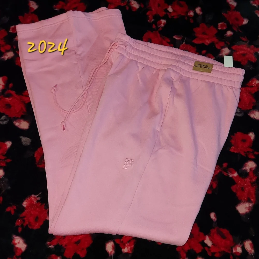 PINK Flare Sweatpant size Medium NWT - Picture 4 of 7